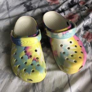 Pastel Crocs